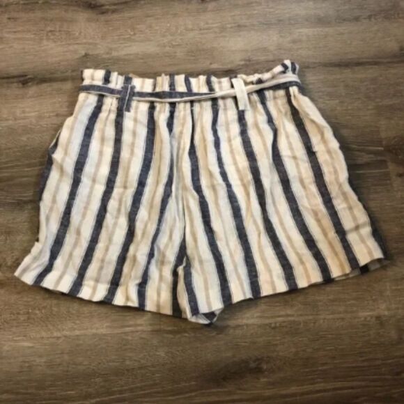 Women's NWT Love Tree Striped Linen Shorts with Belt - Picture 7 of 8